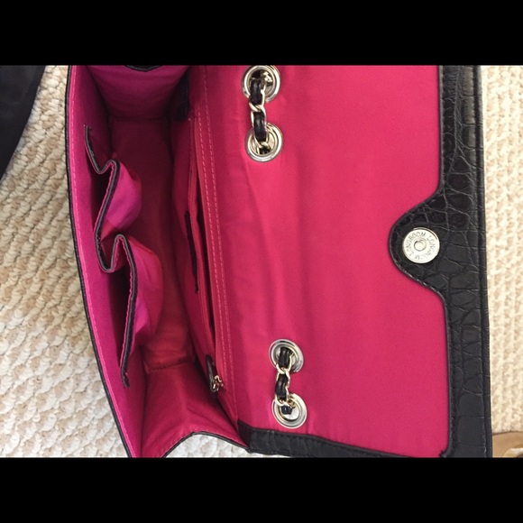 ANNE KLEIN Embossed Shoulder Bag - Picture 3 of 5